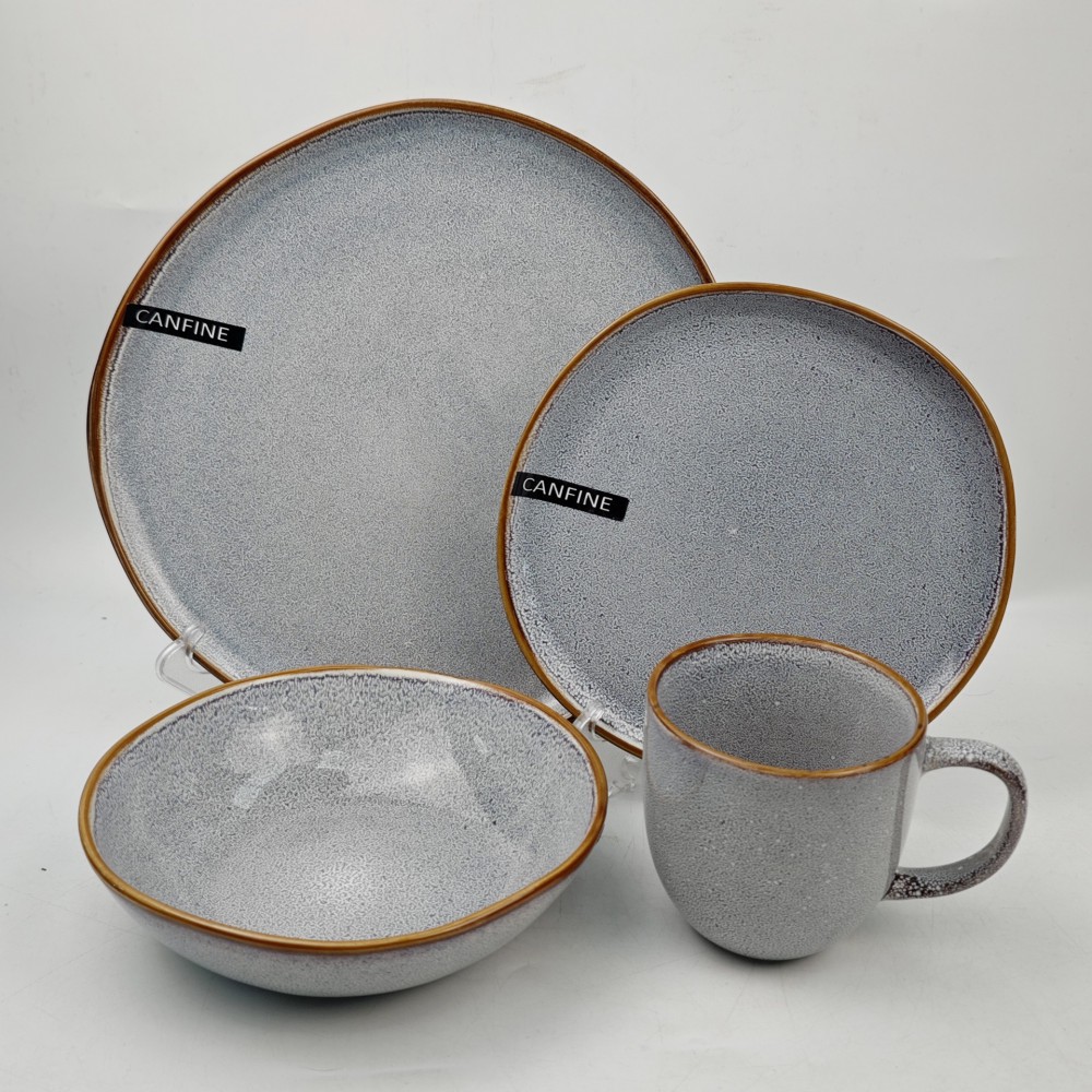 18-piece reactive glaze dinnerware set